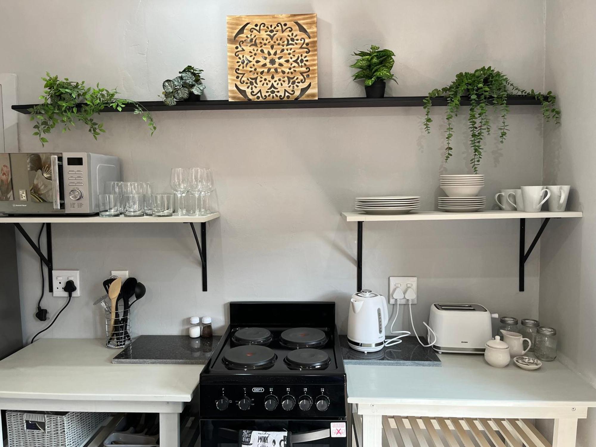 Thyme Inn On Greenway Уайт Ривър Екстериор снимка